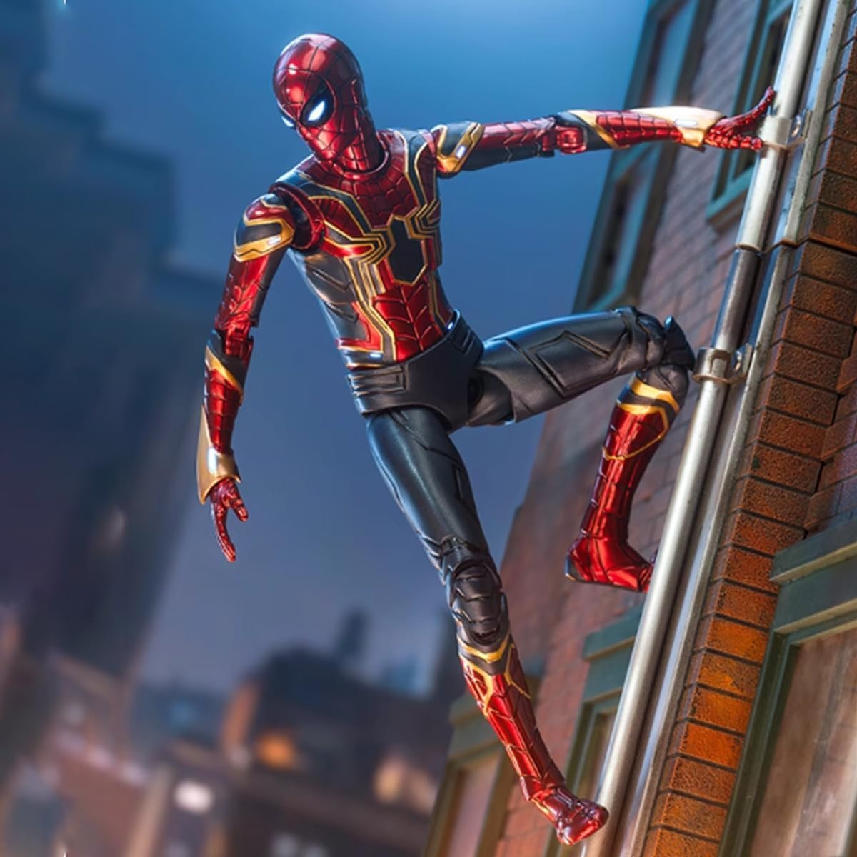 Infinity War Iron Spider 1:10 Scale Action Figure - Image 5